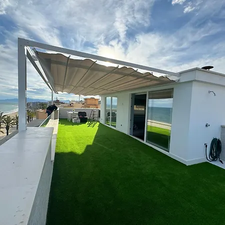 Apartment Fabulous Front Sea Penthouse